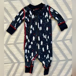Hanna Andersson Christmas tree footless zip pajamas • Size 0-3 Months